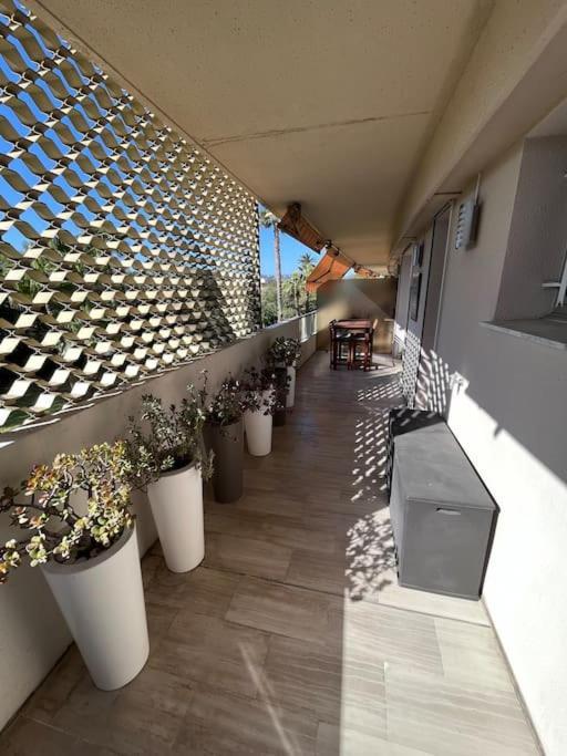 Appartement Avec Terrasse, Vue Jardin Et Piscine Antibes Eksteriør bilde